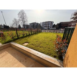 TRE LOCALI CON GIARDINO_N4