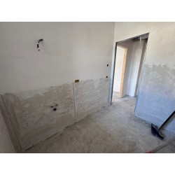 TRE LOCALI CON GIARDINO_P2