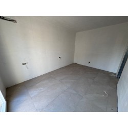 TRE LOCALI CON GIARDINO_O2