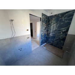 TRE LOCALI CON GIARDINO_O1