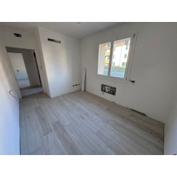 TRE LOCALI CON GIARDINO_O1