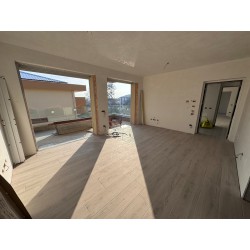 TRE LOCALI CON GIARDINO_P5