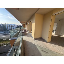 TRE LOCALI CON GIARDINO_P5