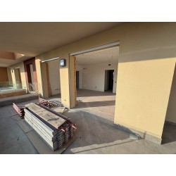 TRE LOCALI CON GIARDINO_P5