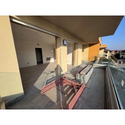 TRE LOCALI CON GIARDINO_P5