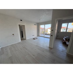 TRE LOCALI CON GIARDINO_O12