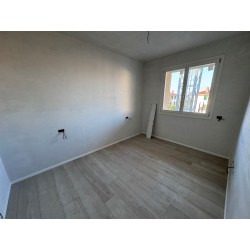 TRE LOCALI CON GIARDINO_O12