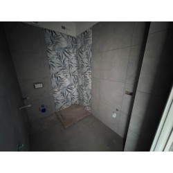 TRE LOCALI CON GIARDINO_O12