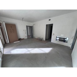 TRE LOCALI CON GIARDINO_P2