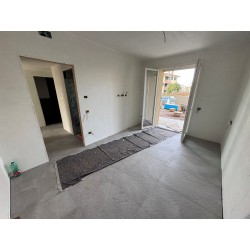 TRE LOCALI CON GIARDINO_P2