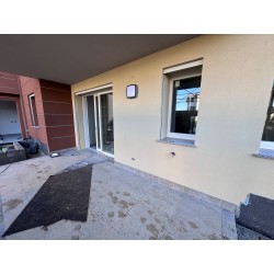 TRE LOCALI CON GIARDINO_O4