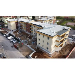 TRE LOCALI CON GIARDINO_O4